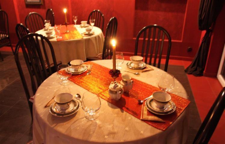 Gosciniec Rycerski Bed & Breakfast Paprotki Bagian luar foto