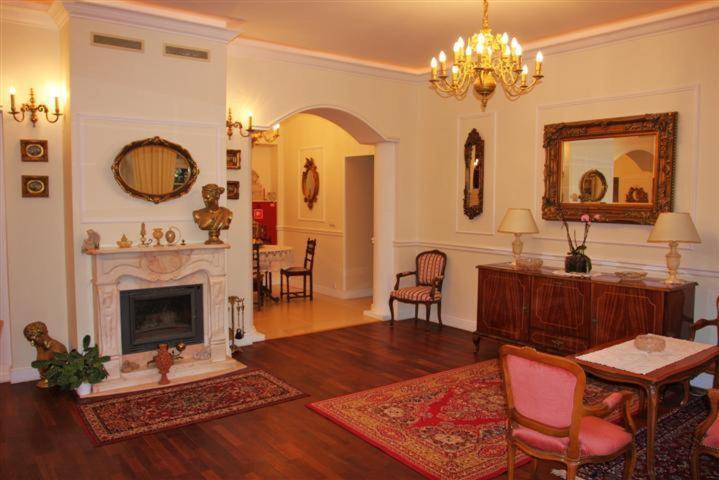 Gosciniec Rycerski Bed & Breakfast Paprotki Bagian luar foto